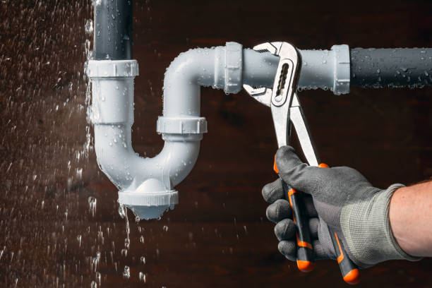 Professional Leak Detection technician working in Allison, IA